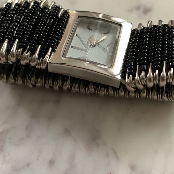 Safety Pin Stretch Watch Black and Silver - Picture 10 of 11